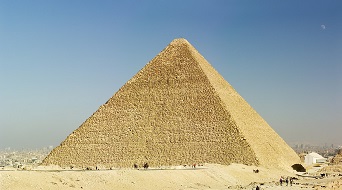 Dünyanın yedi harikası Keops Piramidi